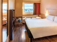 Oft Plaza Oeste Hotel - Parkering