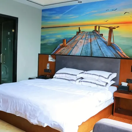 Pingguo Weisner Theme Hotel