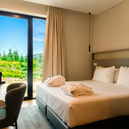 Mezio National Park Hotel