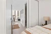 Stylish Stay on Courtenay - 1BR APT - Homestays