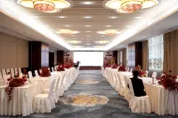 Wuzhou Riverside Grand Metropark Hotel