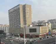 Home Inn Baiyun Hotel (Jinhu Suning Yigou Plaza Branch)