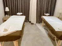 The Glory Hotel Clark Pampanga Hotels near Aqua Planet