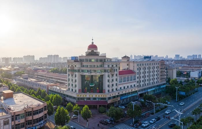 Huanyu Grand Hotel (Yishui Dongfang Shopping Center Chang'an South Road)