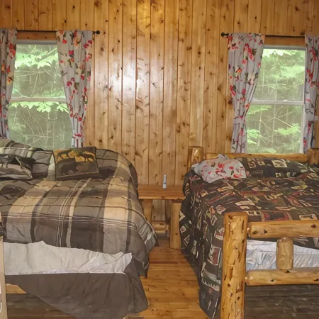 Anderson's Waterfront Cottage on Duck Lake
