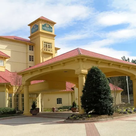 La Quinta Inn & Suites by Wyndham Raleigh/Durham Southpoint