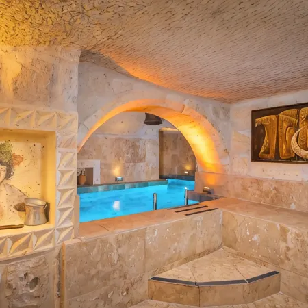 Cappa Via Cave Hotel