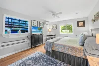 Unique Retreat w/ Private Patio, 4 King Beds & BBQ