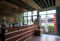 Must Come Boutique Hotel