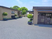 Balalaika Boutique Lodge