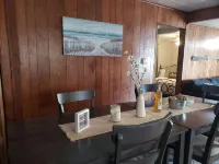 Lake View Cottage on Lake Erie - Hot Tub