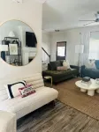 New! Walk to UM Football Stdm; 1 mi to sq; 2 Br That Sleeps 6! Luxe! Back Patio; - 4-Star