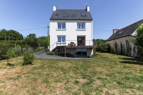 Stunning Sea View Home Just 5 Minutes from the Beach - Villas