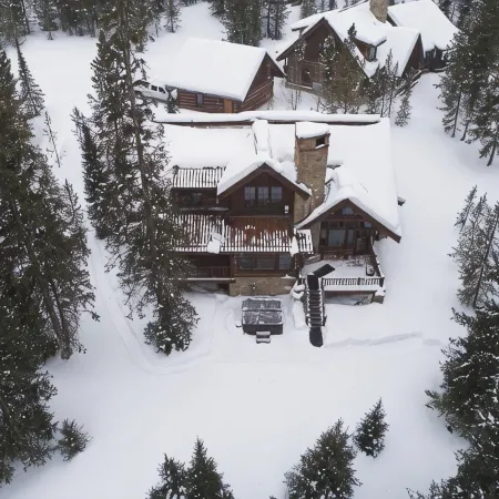Cozy private cabin with hot tub, and ski in and out