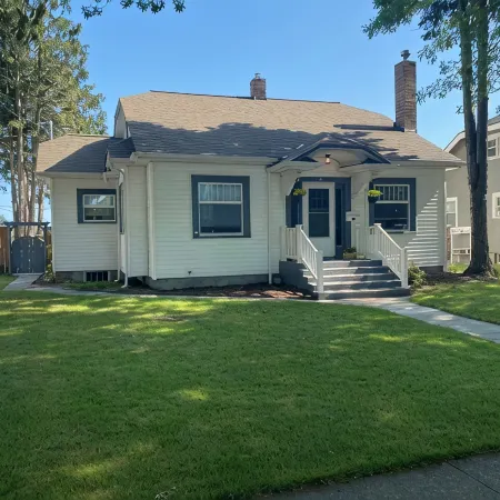 Historic Front Street Home