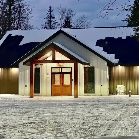 The Lodge on Lake of the Pines - enjoy the Northwoods in comfort!