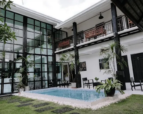 The Courtyard Chiangrai Hotels near At Waterside