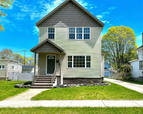 Cozy & Clean Loft Near Lake Michigan – Ideal for Work & Play! Hotels in Escanaba
