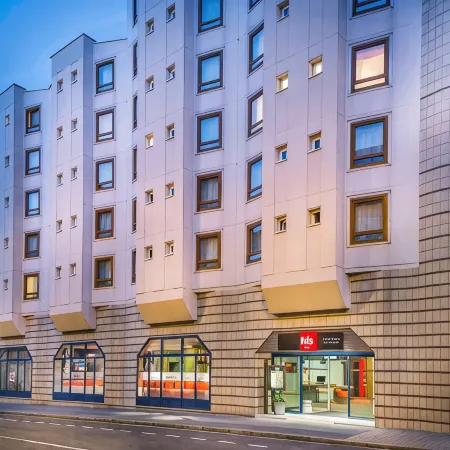 Ibis Nantes Centre Tour Bretagne