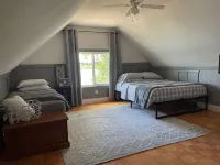 Whispering Pines Lake House - 3-Star