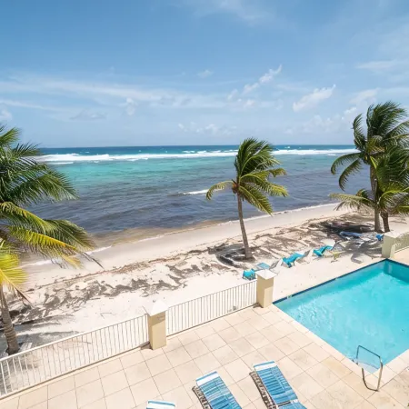 Ocean/Beachfront - stunning views! Seabreeze Villas