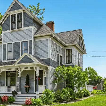 The Victorian House - Four Bedrooms - Two Bathrooms  -