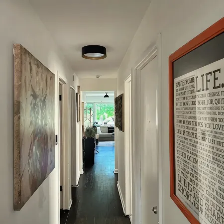 Cozy Private & Spacious  6-bedroom Duplex with Parking in charming Evanston