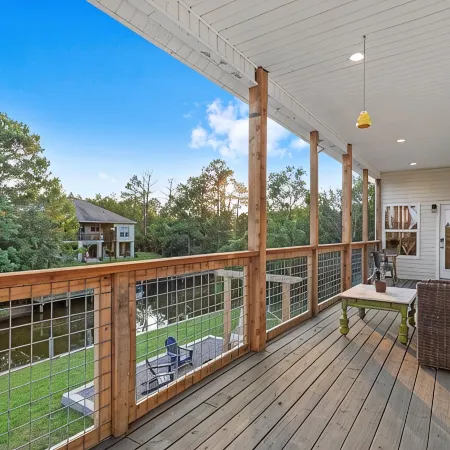 Bayside Retreat - 2250 sq ft Bay House w/dock, fire pit, & tons of amenities