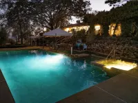 Hilltop Manor- Views - Family Home/Private - Pool and Spa - Pools