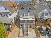 Epic 7BR/7BA House 1/2 block from Tropicana - 3-Star