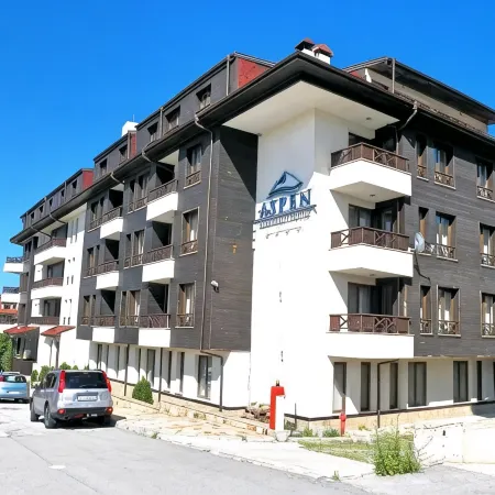 Dinos 2 bed cozy  Apart at  Bansko close to the lift at Aspen Aparthotel