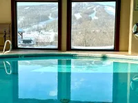 Walk to Mount Snow, Cozy, Clean and Comfortable! - 수영장