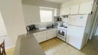 Beautiful & Bright 03 Bedrooms on the main floor. - บังกะโล