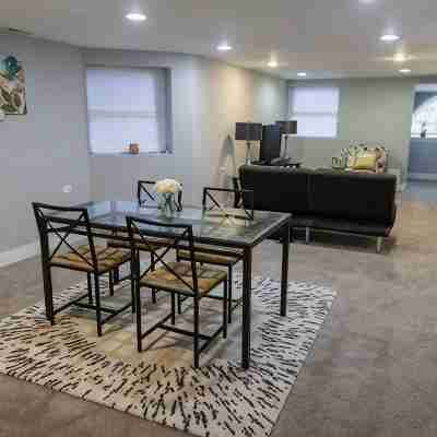 Cozy 2BR/1BA Garden Apartment Near Lincoln Square Others