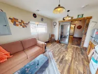Train Themed Accommodations Near Neosho Square! Side A Hotels in Neosho