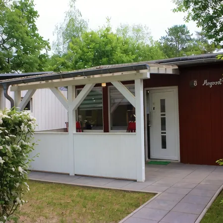Bungalow "Morgenrot", 250 m to the Müritz & Jetty, Alternative Form of Payment Possible