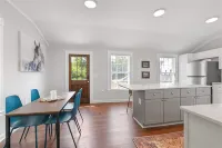 2 Br Retreat in the Heart of Historic Gordonsville -Walkable to Many Attractions - 3-Star