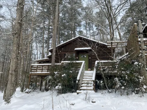 Tale of the trout cabin located 1 mile from the trout stream and Lake