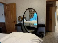 Lake House Waterfront Cabin Stunning views best home for bird watchers serenity