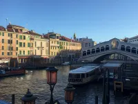 إيجو ريزيدنس فينيس Hotels near دورسودورو