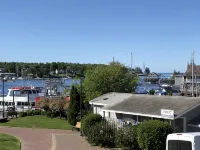 Convenient Downtown Location w/Harbor View - 3-Star