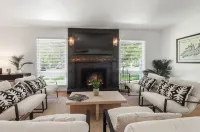 Brand new renovated home in Fontana!! - Wifi