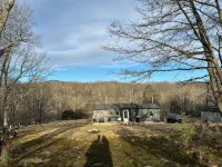 Cozy Catskills Cabin Pet-Friendly!