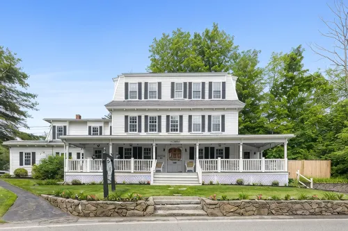 Charming Family-friendly 10 BR, 10.5 BA Property by Perkins Cove! - Bungalows
