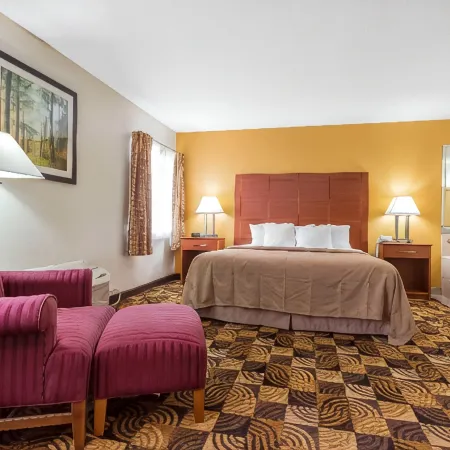 Quality Inn Sycamore - DeKalb