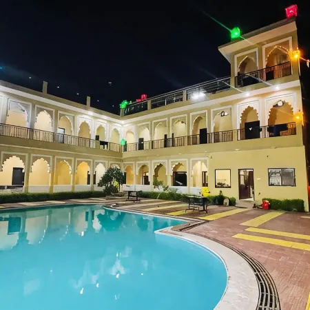 L S Haveli - A Heritage Lake View Haveli