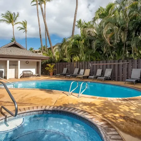 Modern Kihei Resort 2 Bedroom, 2 Bath Condo with AC - Steps to the Beach