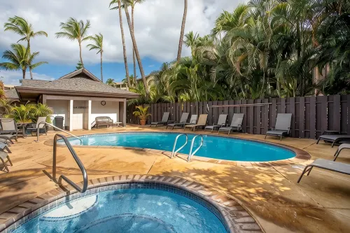 Modern Kihei Resort 2 Bedroom, 2 Bath Condo with AC - Steps to the Beach - Boutique
