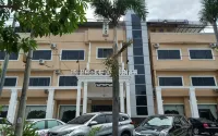Hotel Madinah - parking