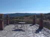 Castello di Grillano Guest House Hotels in Ovada